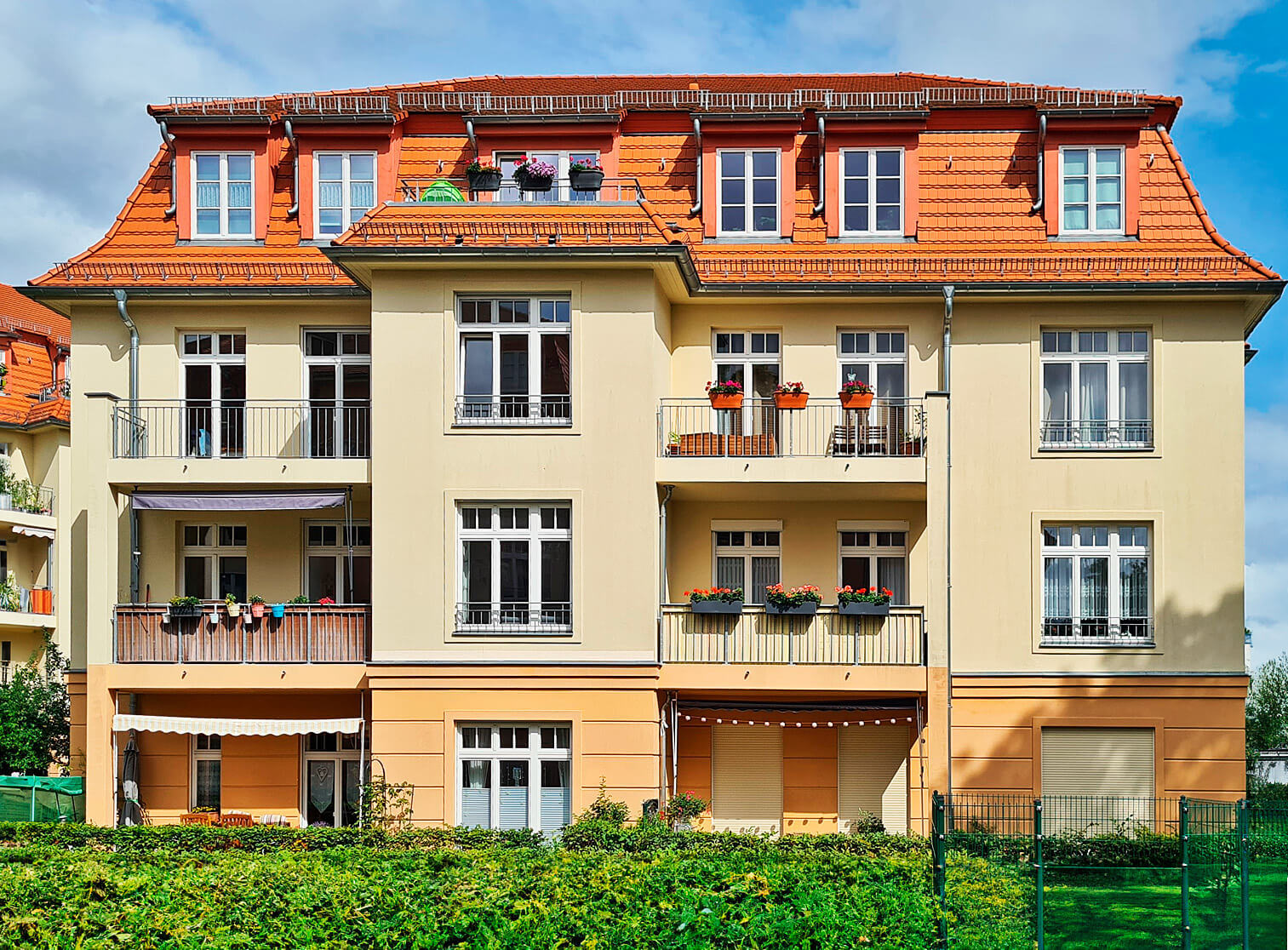 Mehrfamilienhaus