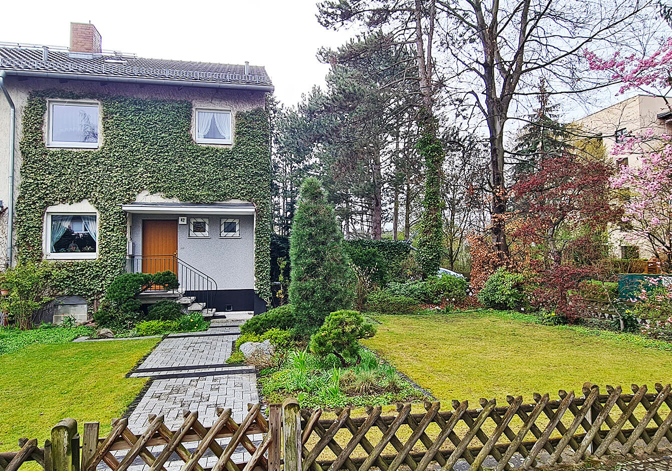 Wohnimmobilie mit Garten